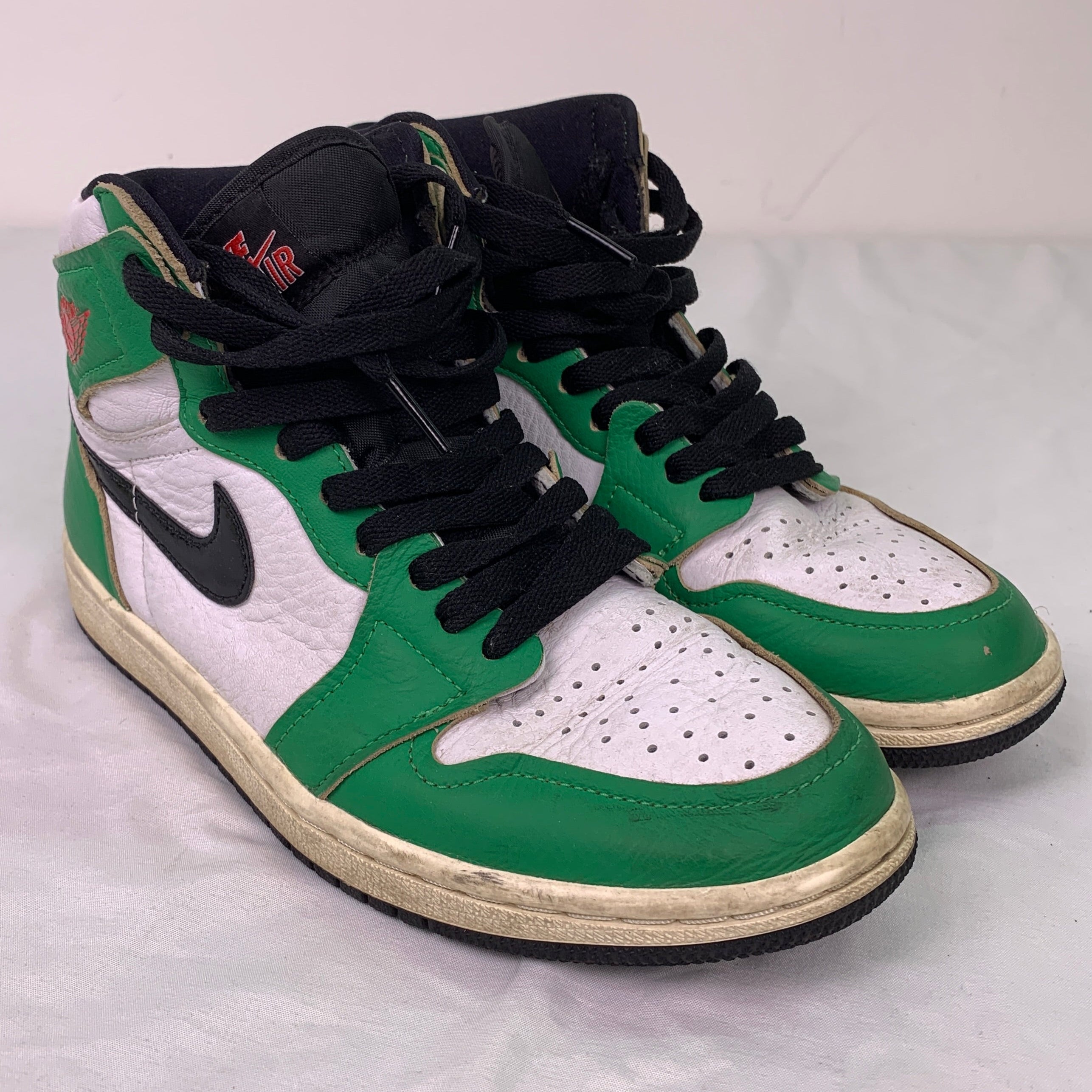 Air Jordan 1 High 'Lucky Green' – Double Take